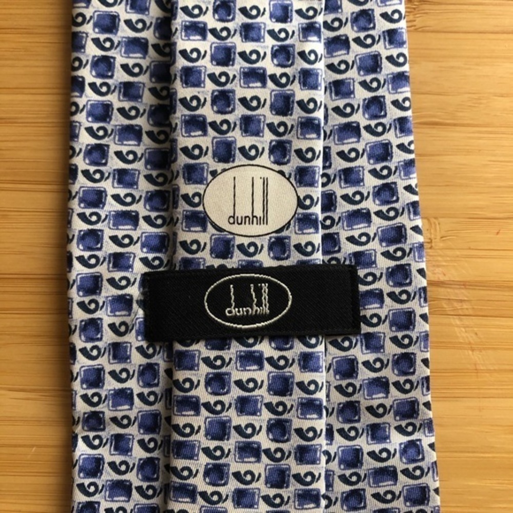 Dunhill FLAWLESS  silk neck tie